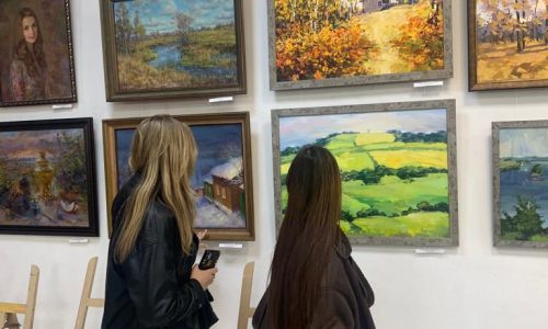 Выставка картин членов регионального отделения Союза художников России