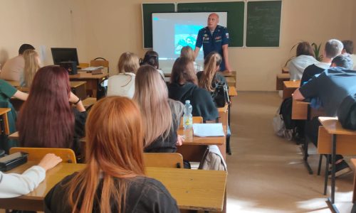 Классный час «Подвиг 6 роты»