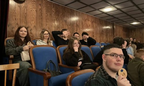 Посещение театральной постановки «Необыкновенное чудо»