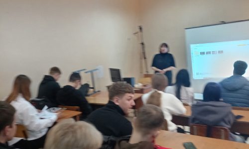 Просмотр фильма «Непобежденный Воронеж»